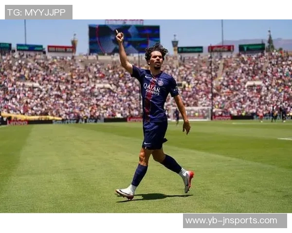 维蒂尼亚回顾与恩里克相遇的影响,称其为巴黎生涯的重要转折点 维蒂尼亚回顾与恩里克相遇的影响,称其为巴黎生涯的重要转折点