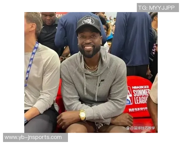 爵士训练营热闹非凡德隆韦德携手出镜贝利乐福同场助阵 爵士训练营热闹非凡德隆韦德携手出镜贝利乐福同场助阵