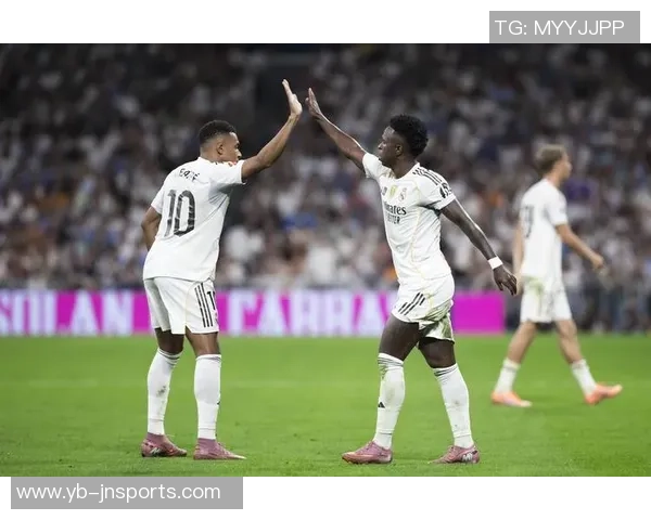 五大联赛四位球员双双突破进球与助攻大关引发热议 五大联赛四位球员双双突破进球与助攻大关引发热议